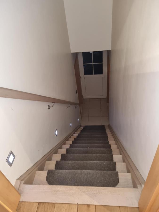 Susberg-1 & 2 Apartment Pelt ภายนอก รูปภาพ